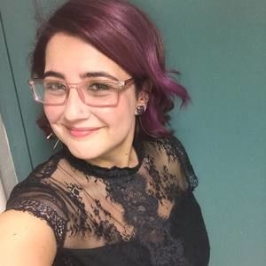 Meet your Posher, Toni